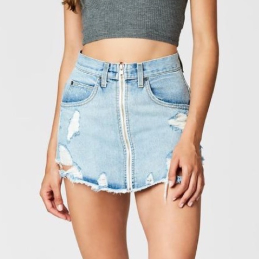 Carmar Los Angeles Light Wash Jean Mini Skirt Full Zip